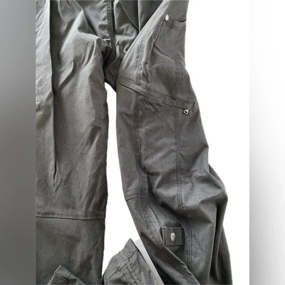 Athleta women’s cargo style pants  size 12 EUC - Picture 3 of 13
